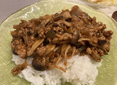 常備菜で作るレシピ カレールーでドライカレー 我が家定番常備菜で作る簡単レシピ プロ料理家コウケンテツさんの技を拝借 いそがばまわれ