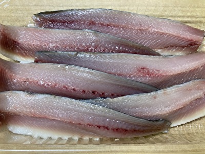 レシピ 冷蔵庫で作るイワシの干物 魚の一夜干しは冷蔵庫で 簡単 美味しい 臭わない干物を冷蔵庫で作る方法 いそがばまわれ